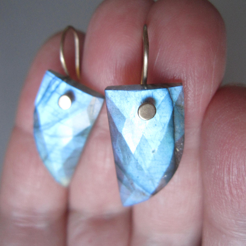 curved horn slices of blue labradorite solid 14k gold earrings5