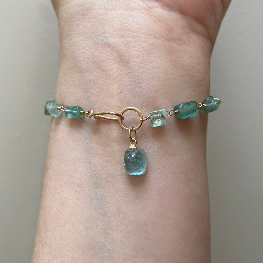 light green tourmaline nugget solid 14k gold bracelet2
