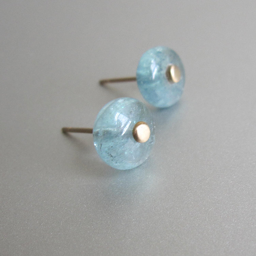 smooth aquamarine and pegged 14k gold post earrings