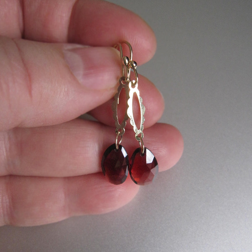 Scalloped Gold Links with Rose Cut Garnets Solid 14k Gold Earrings5