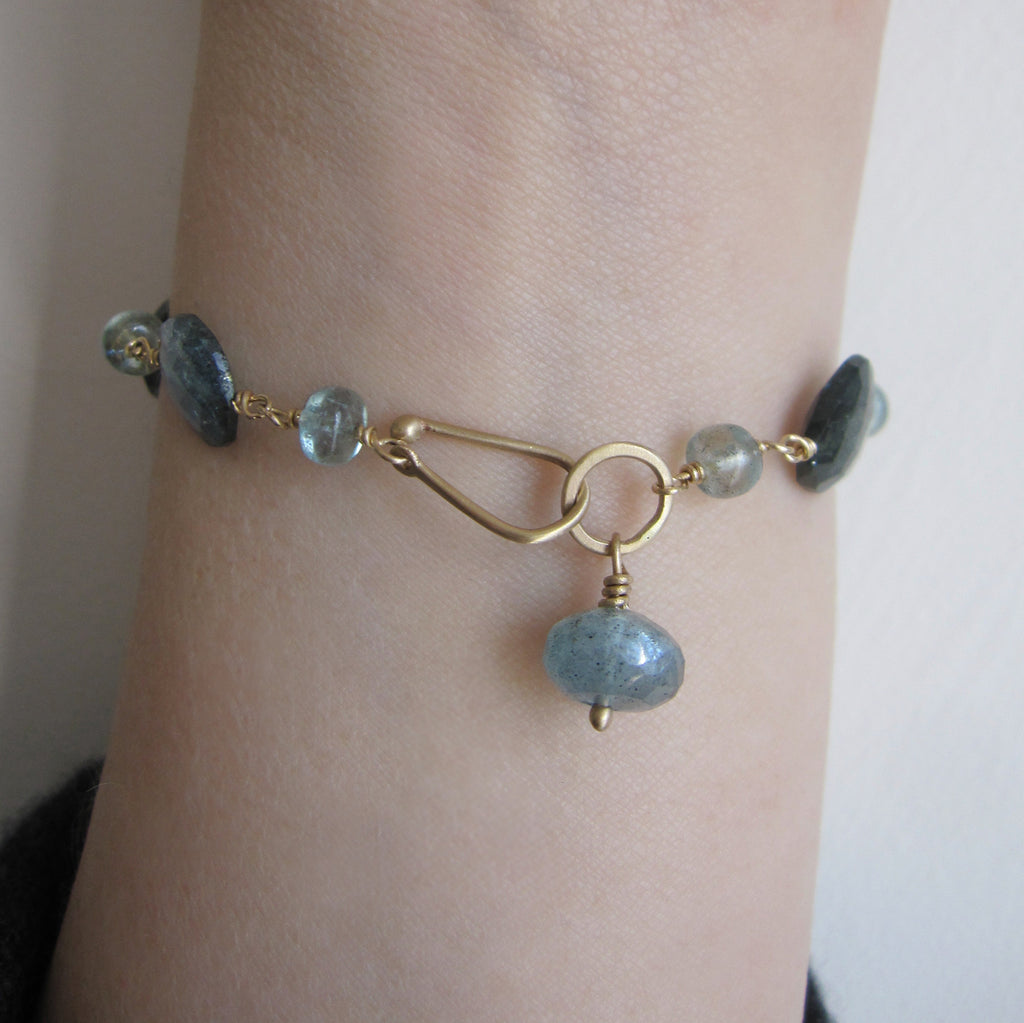 moss aquamarine solid 14k gold beaded bracelet4