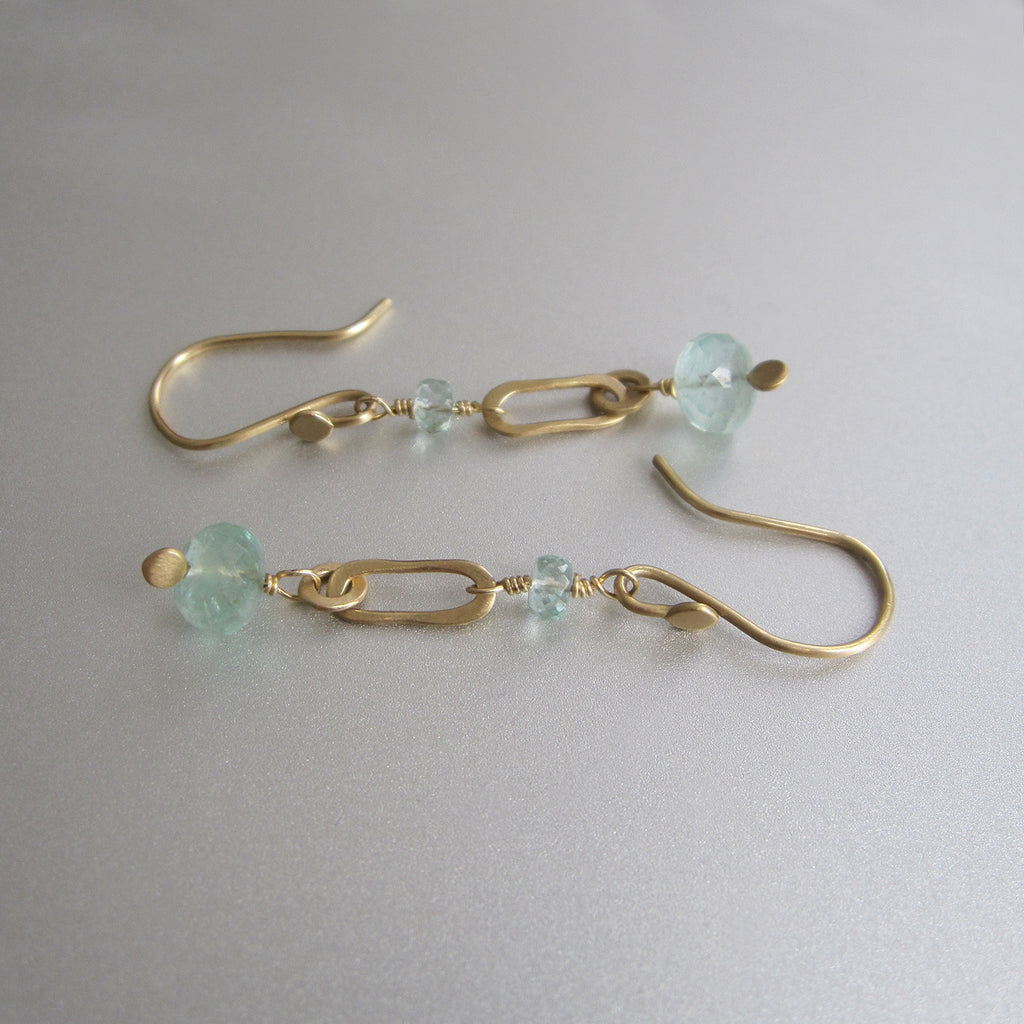 light green emerald beaded hammered links solid 18k gold earrings4
