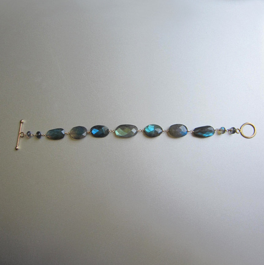 blue green labradorite solid 14k gold toggle bracelet4